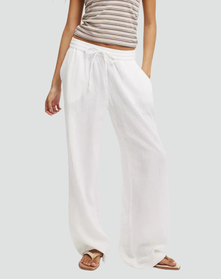 Lightweight women's summer pants with wide legs and tie