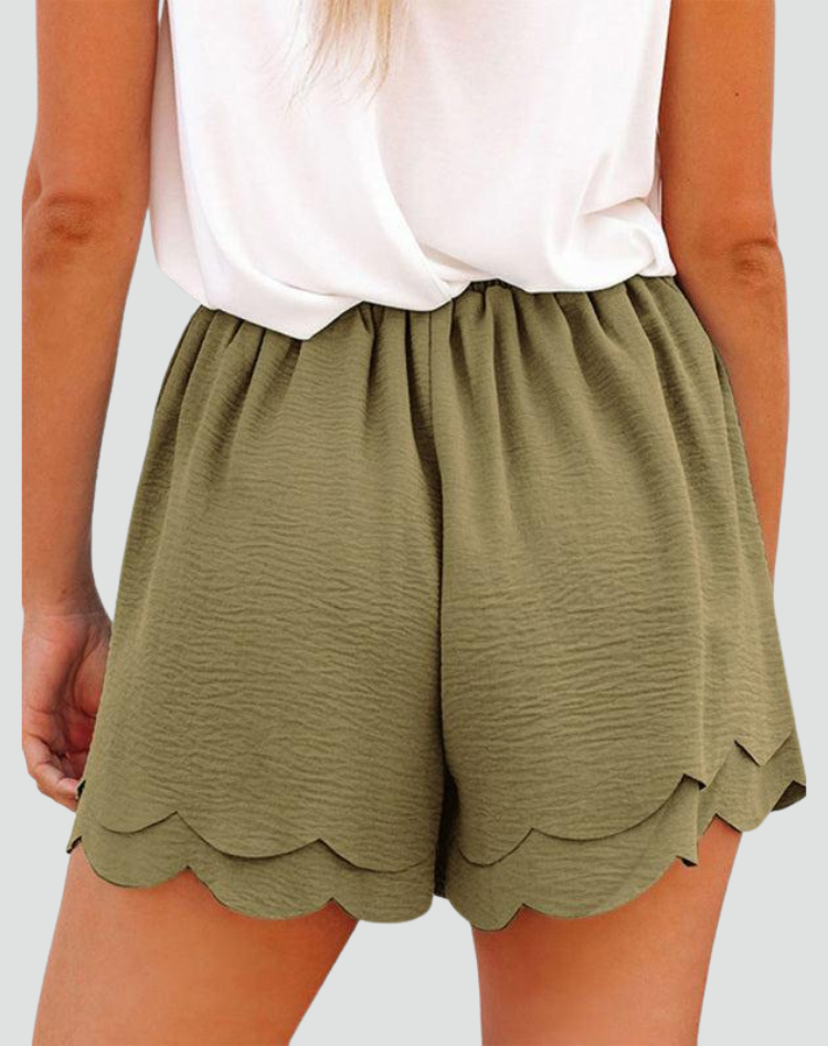 Summer elegant shorts with ruffle and waist tie