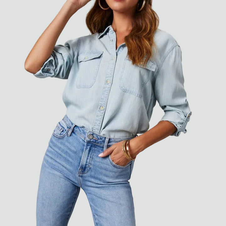 Classic denim shirt with pockets for everyday wear
