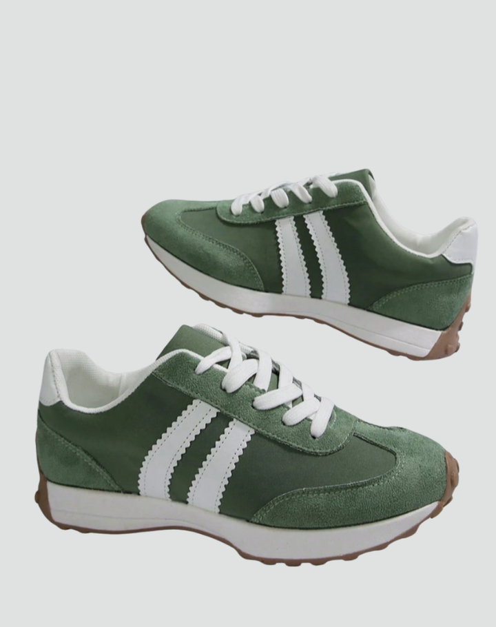 Urban women's sporty-casual sneakers with a suede look