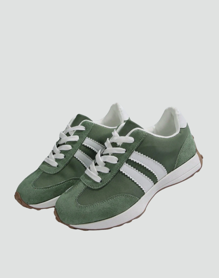 Urban women's sporty-casual sneakers with a suede look
