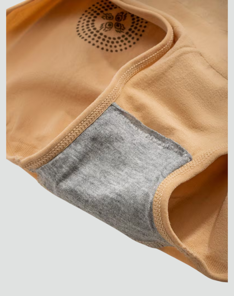 High-waisted shaping panties with a slimming effect