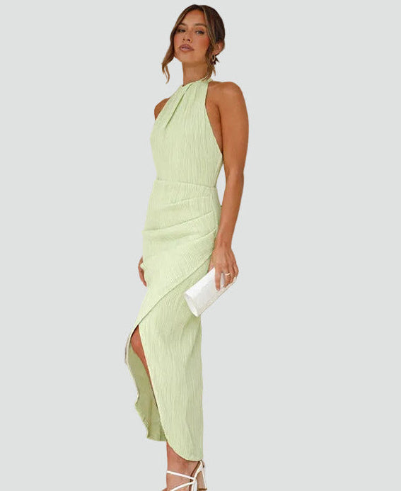 Elegancka sukienka koktajlowa midi halter z rozcięciem