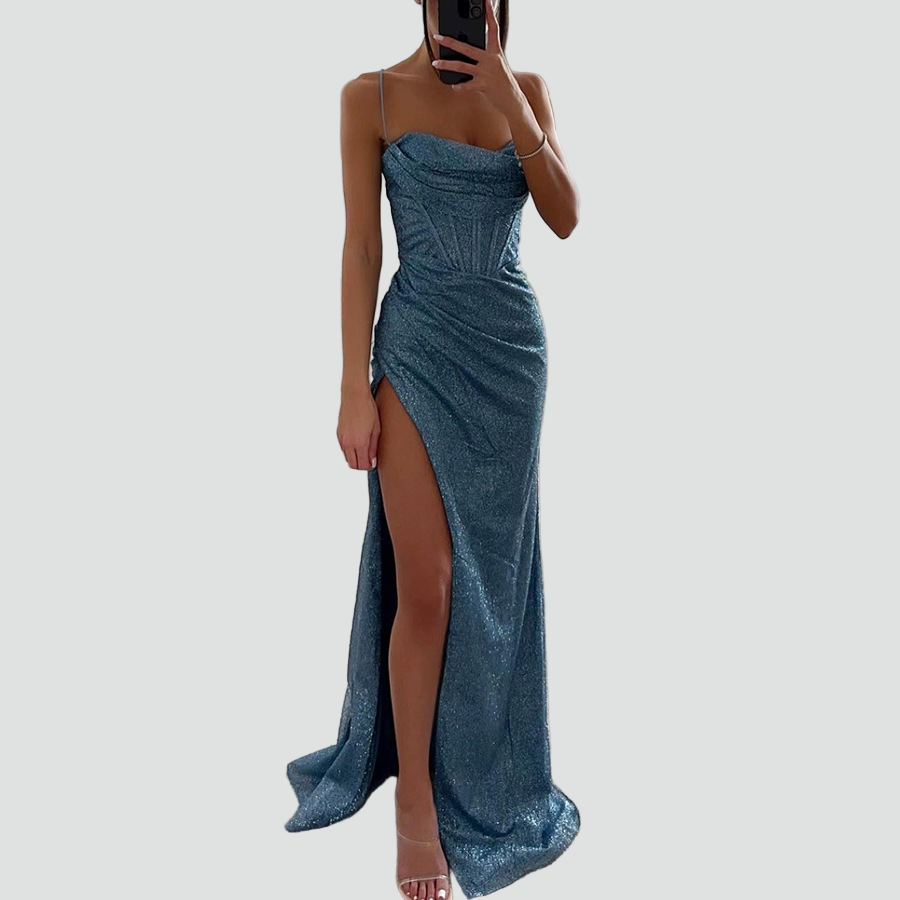 Brokatowa sukienka wieczorowa maxi z rozcięciem