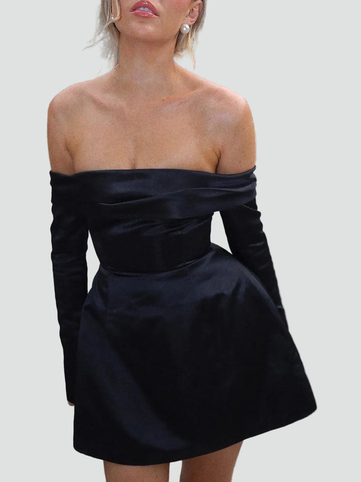 Elegancka sukienka mini damska party z odkrytymi ramionami