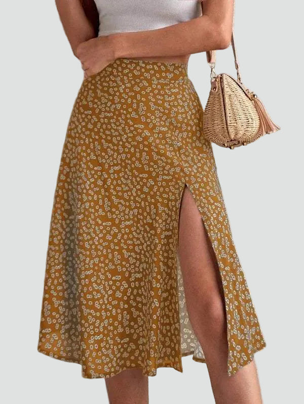 Summer midi skirt with floral print, high waist, and slit