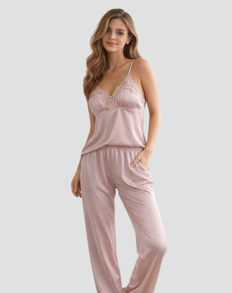 Ensemble de pyjama féminin en dentelle à cinq pièces