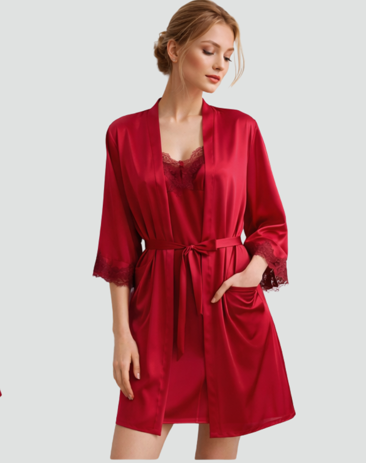 Ensemble de pyjama féminin en dentelle à cinq pièces