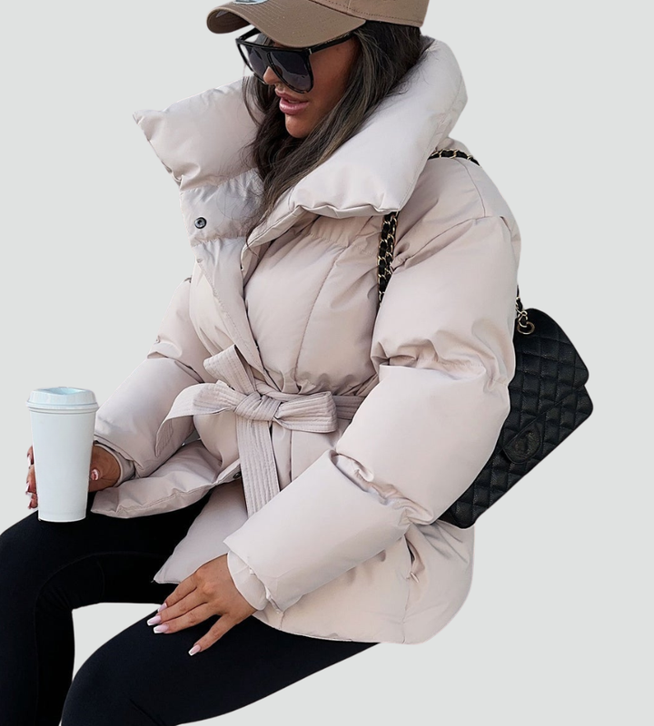 Pikowana puchowa kurtka damska zimowa z paskiem