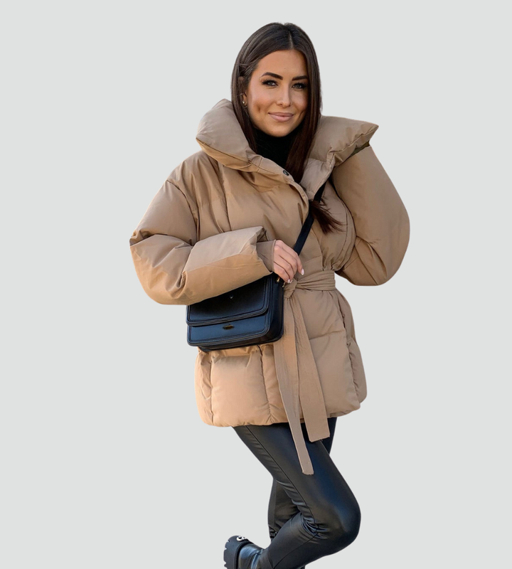 Pikowana puchowa kurtka damska zimowa z paskiem