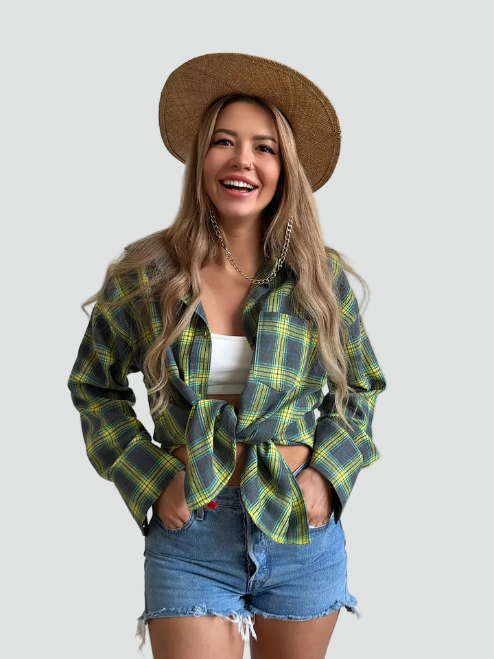 Women's oversized plaid flannel shirt for autumn