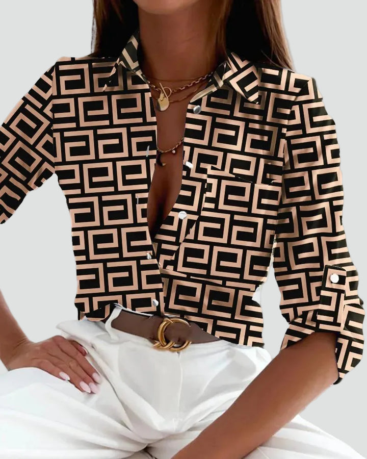 Chemise ample pour femme avec motif abstrait en art linéaire à boutons
