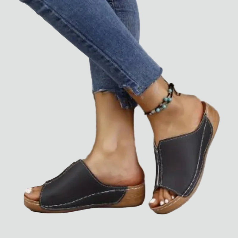 Black / 43