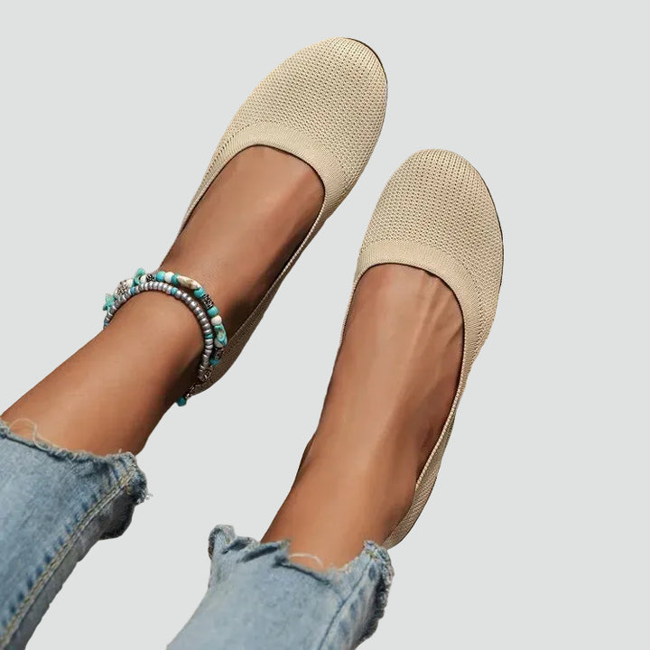 Flexible women's ballet flats with soft insole, orthopedic