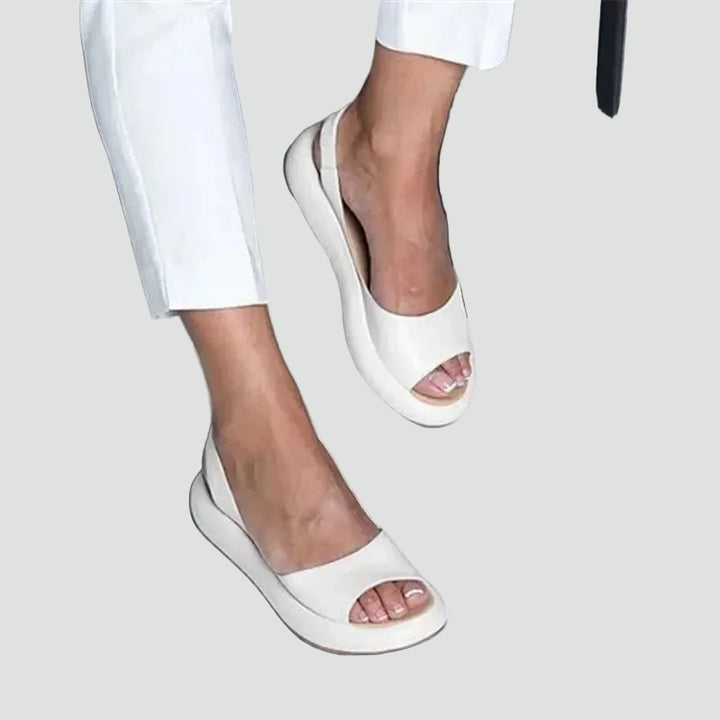 Women's orthopedic sandals with closed heel and open toes