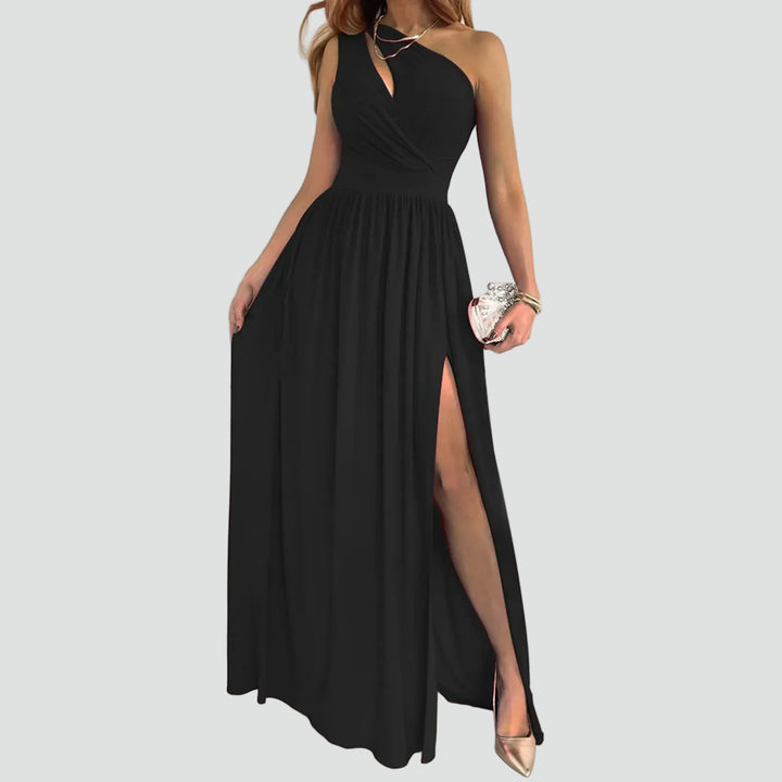 Maxi evening dress with one shoulder and a leg slit