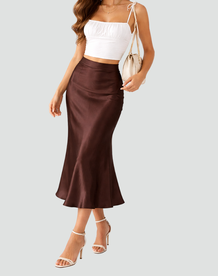 Satin midi skirt with a simple and elegant cut