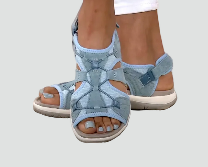 Comfortable sporty sandals with a closed design and open toes