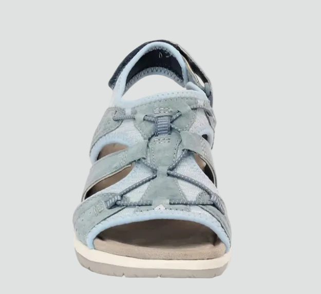 Comfortable sporty sandals with a closed design and open toes