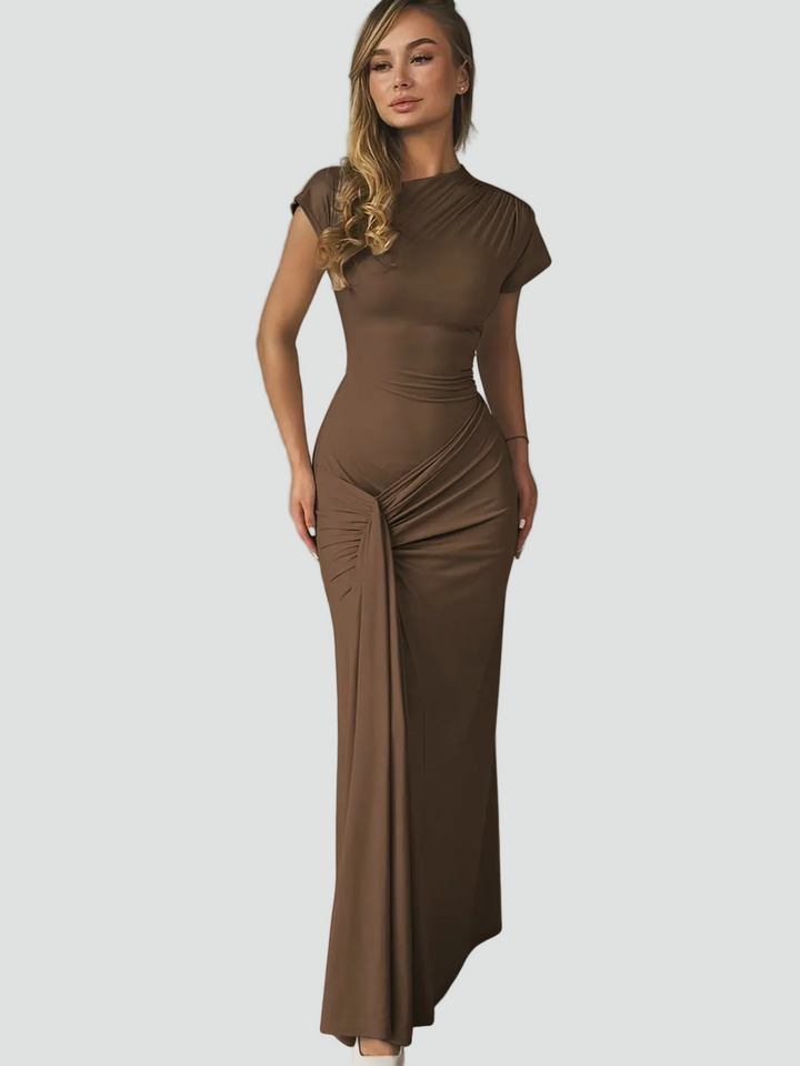 Dopasowana sukienka maxi wieczorowa z marszczeniem i krótkim rękawem