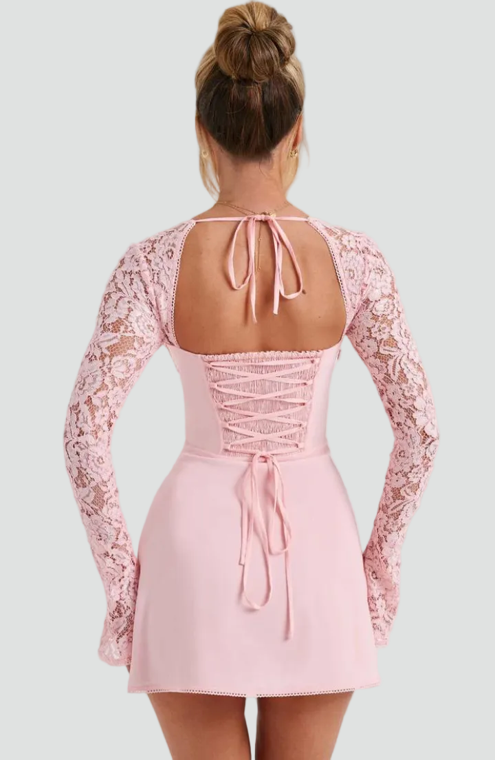 Elegancka mini sukienka damska z koronką na imprezy i wyjścia