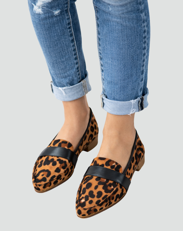 Stylowe damskie mokasyny zamszowe z noskiem w szpic