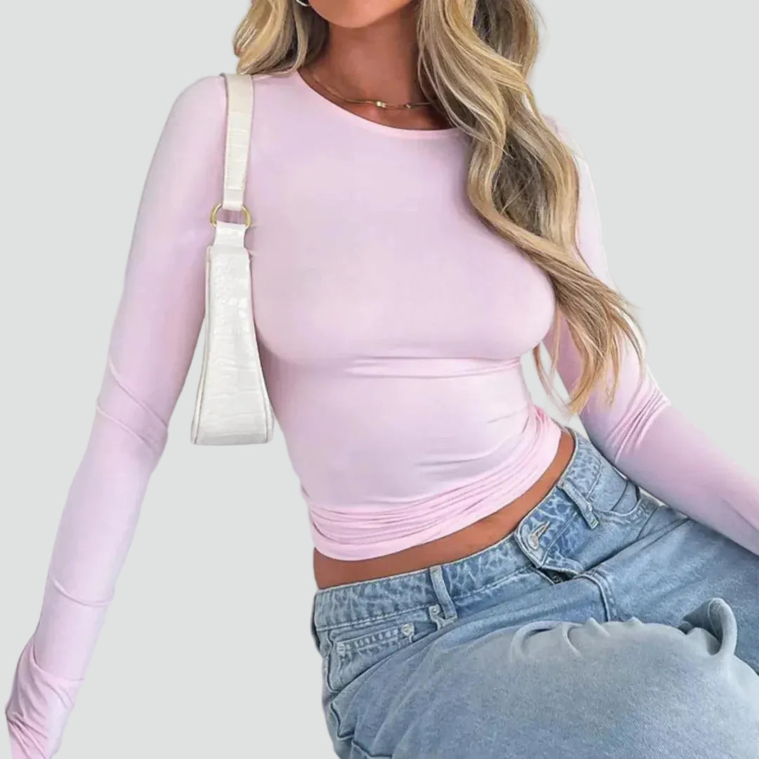 Fitted women's crop top with long sleeves and round neckline