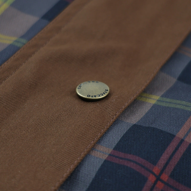 Damska bomberka w kratę z kołnierzem i kieszeniami