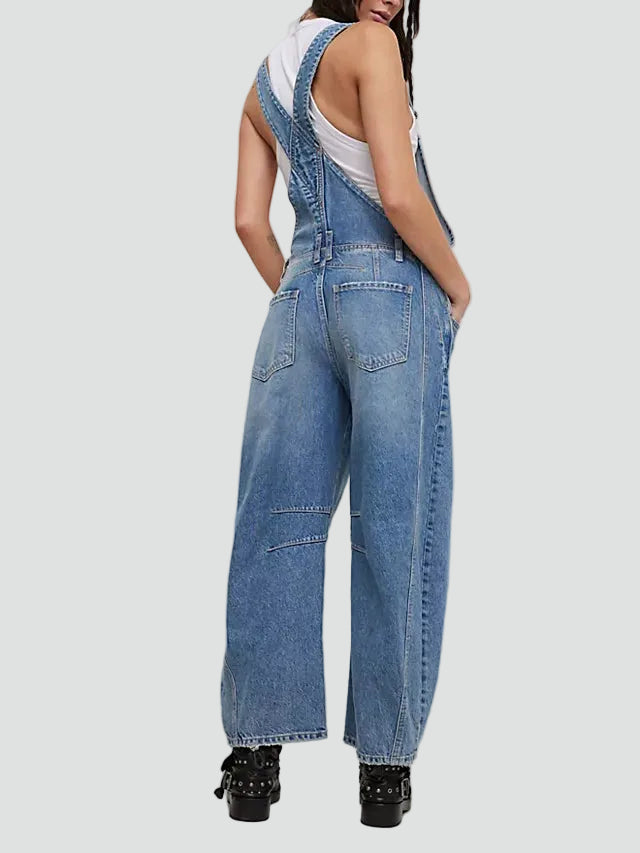 Women's denim overalls with wide legs and pockets