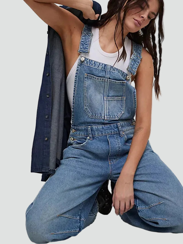 Women's denim overalls with wide legs and pockets