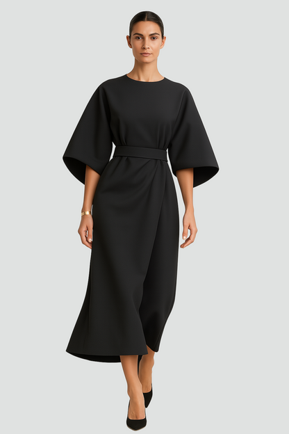 Wyrafinowana elegancka sukienka damska z paskiem i rękawami