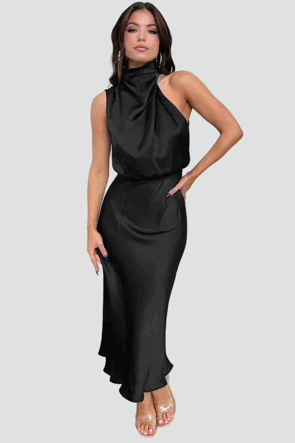 Women's maxi gala dress with high collar and sleeveless design