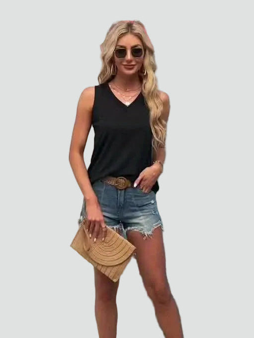 Lightweight women's sleeveless top with V-neck casual