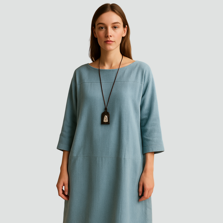 Luźna dzianinowa sukienka midi z kieszeniami dla kobiet