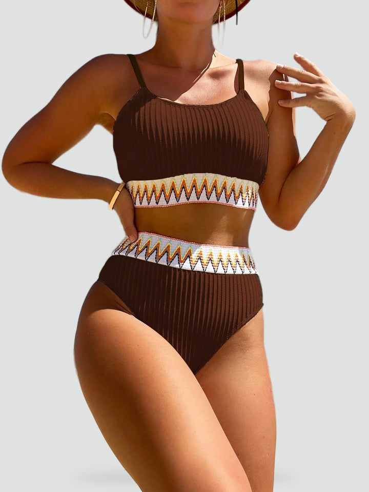 damska-bikini-z-chevronem-i-wysokim-stan-6