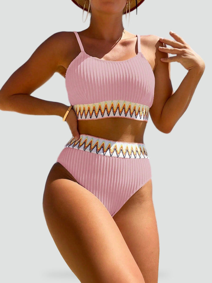 damska-bikini-z-chevronem-i-wysokim-stan-7