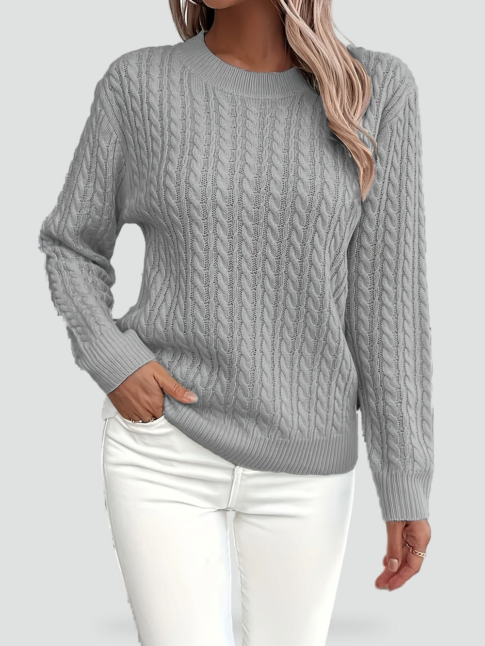 damski-sweter-z-kabelkowym-wzorem-i-lu-n-2