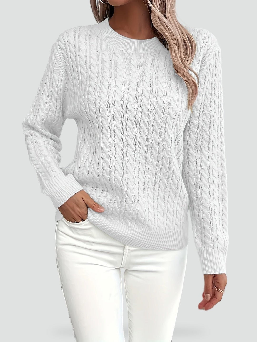 damski-sweter-z-kabelkowym-wzorem-i-lu-n-7