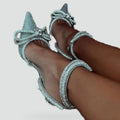 Chaussures femme wrap avec ornement en cristaux et motif
