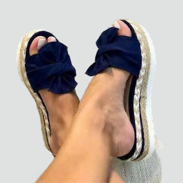 damskie-sanda-y-komfortowe-z-stylowym-wi-3