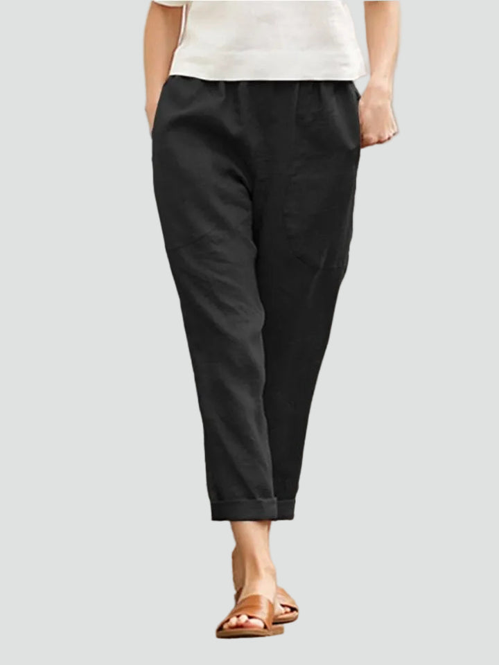 Loose pants with straight legs and a comfortable fit