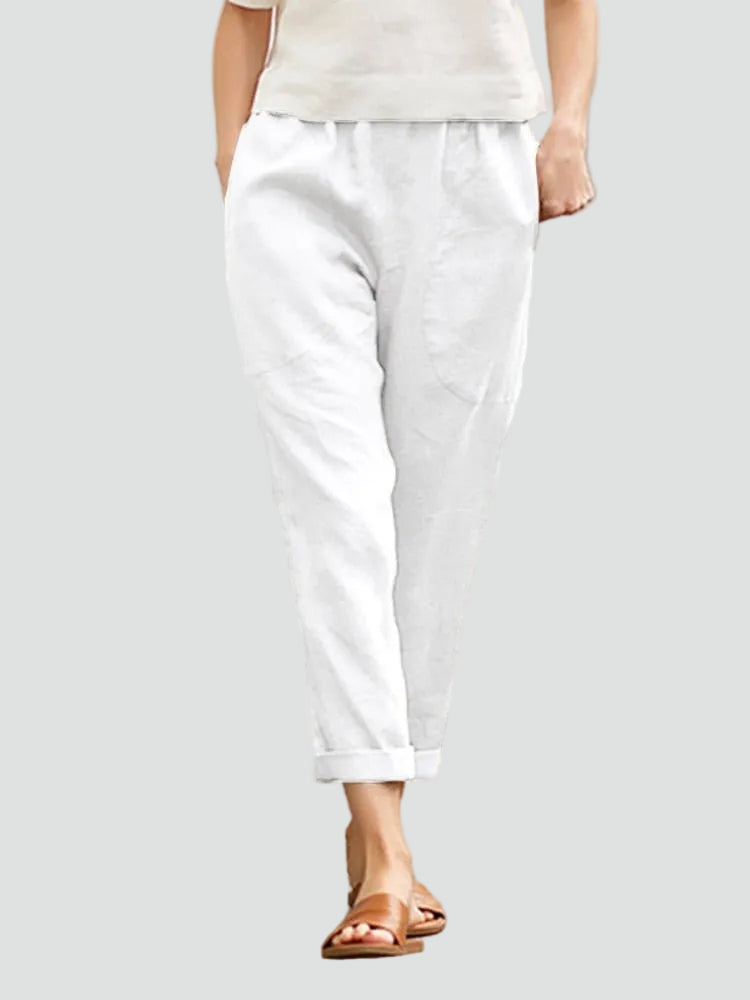 Loose pants with straight legs and a comfortable fit