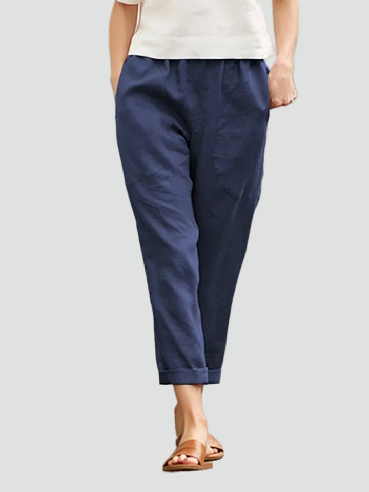 Loose pants with straight legs and a comfortable fit