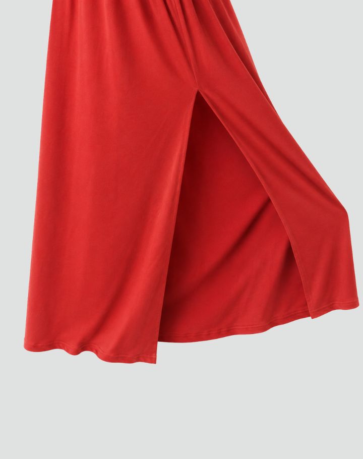 Maxi evening dress with one shoulder and a leg slit