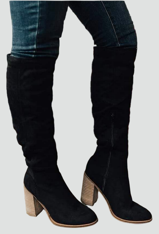 Zamszowe kozaki damskie na słupku z wysoką cholewką