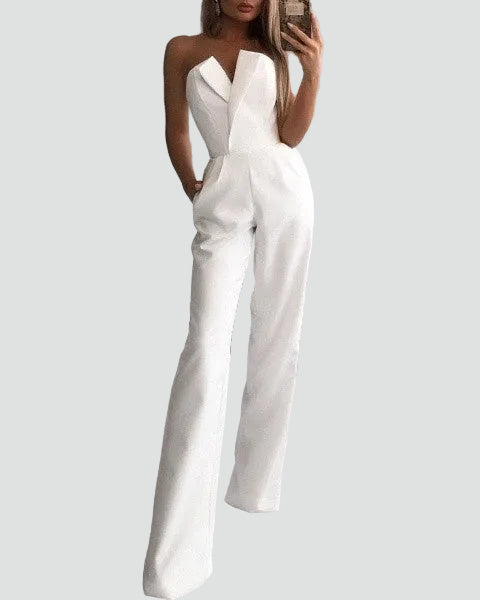 Elegant sleeveless jumpsuit with wide legs