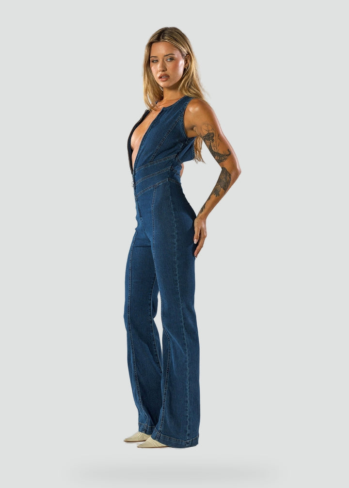 jumpsuit-damski-z-g-bokim-dekoltem-i-roz-6