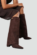 Stylish knee-high women's boots in suede look