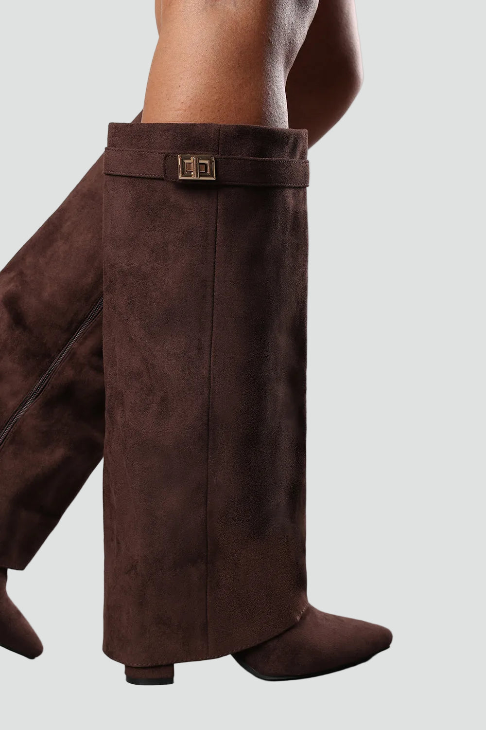 Stylowe kozaki damskie do kolan zamszowy look