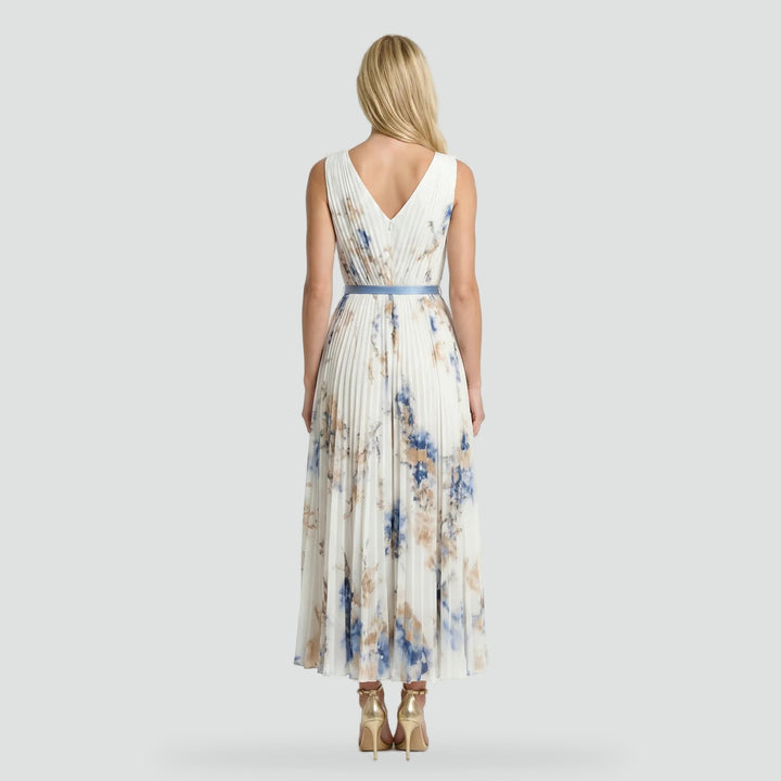 maxi-dress-w-kwiatowym-wzorze-z-dekoltem-4